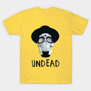 Skull in the hat. UNDEAD. T-Shirt